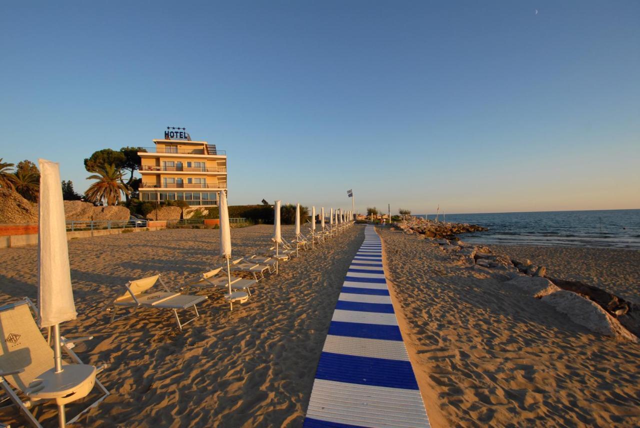 Grand Hotel L'Approdo Terracina Εξωτερικό φωτογραφία